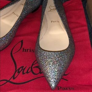 Pricedrop christian Louboutin ballalla silver flat